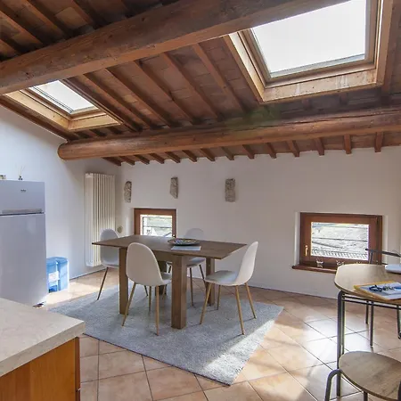 Belvedere, Completamente Ristrutturato E Servito Da Wi-fi Apartment