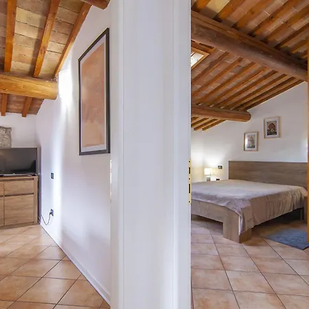 Belvedere, Completamente Ristrutturato E Servito Da Wi-fi Apartment