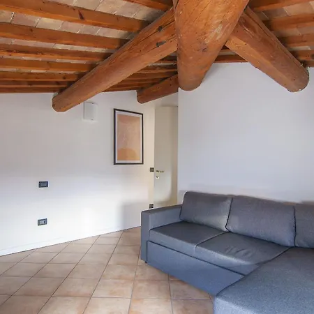 Apartment Belvedere, Completamente Ristrutturato E Servito Da Wi-fi *