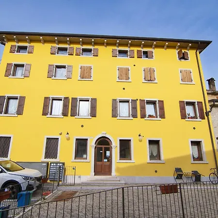 Belvedere, Completamente Ristrutturato E Servito Da Wi-fi